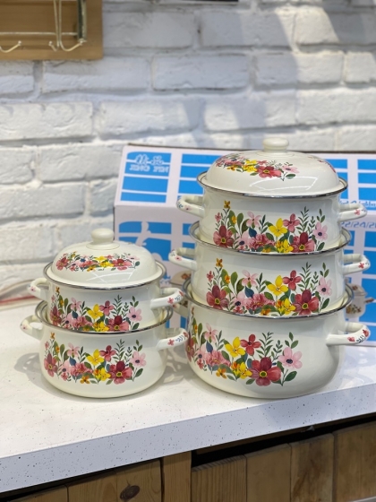 ست ۵تیکه قابلمه لعابی(6018)